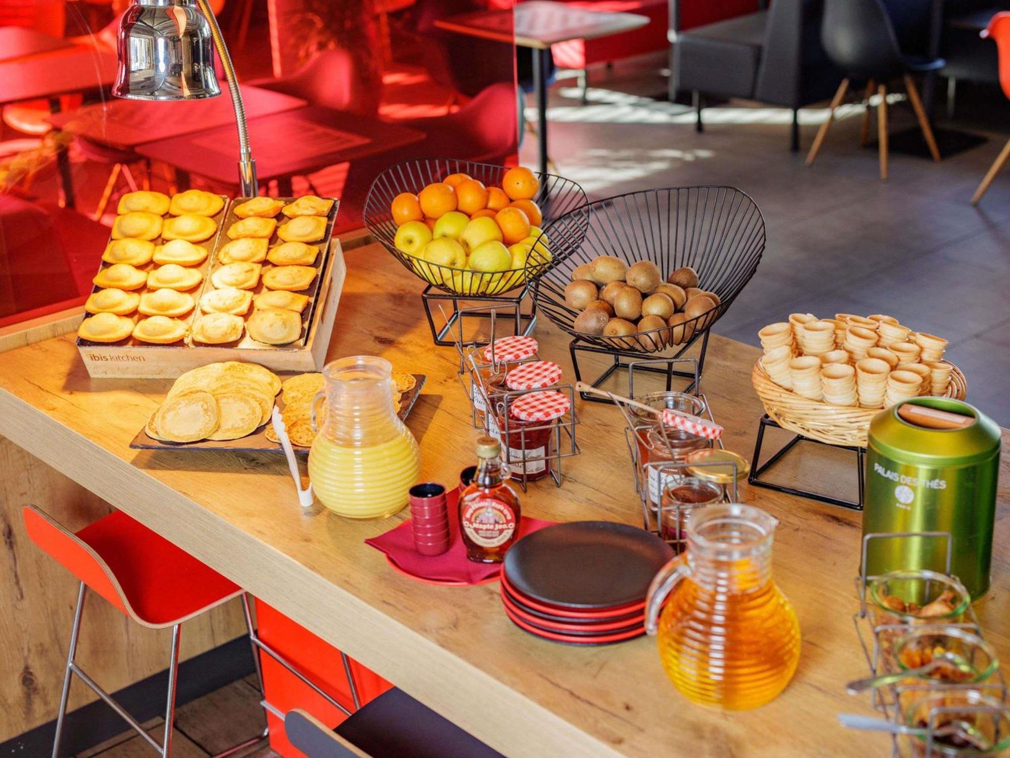 Ibis Toulon Hotel 3*