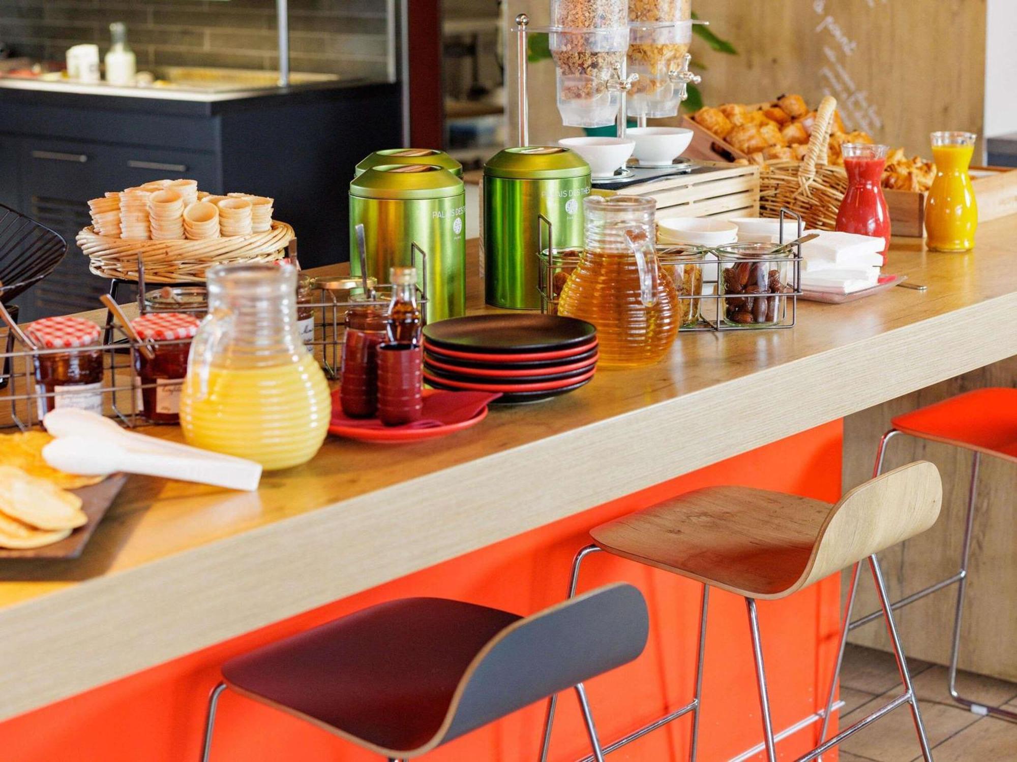 Hotel Ibis Toulon 3*