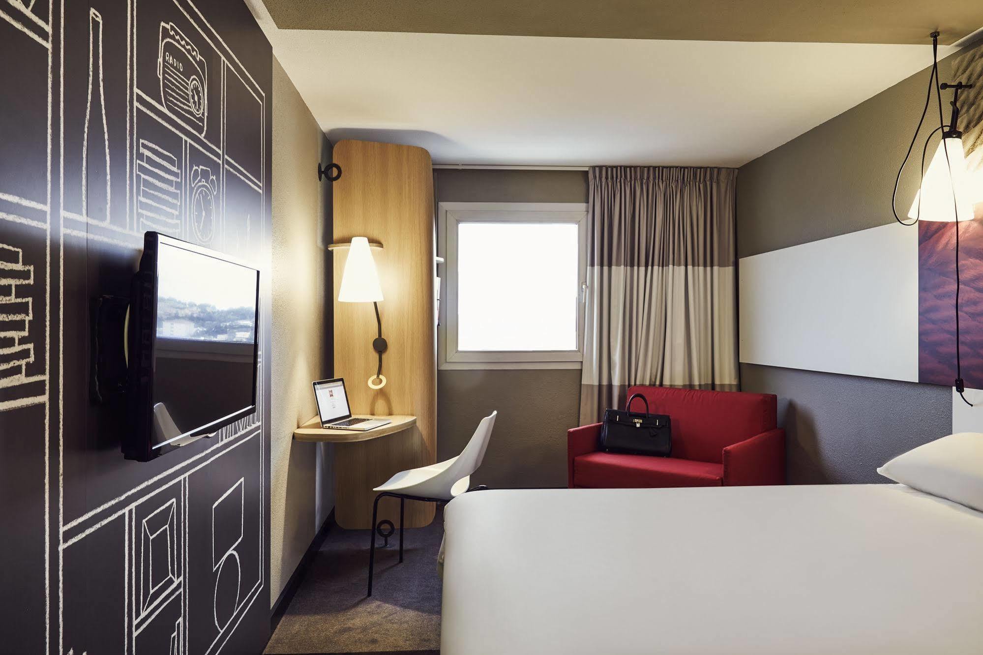 Ibis Toulon