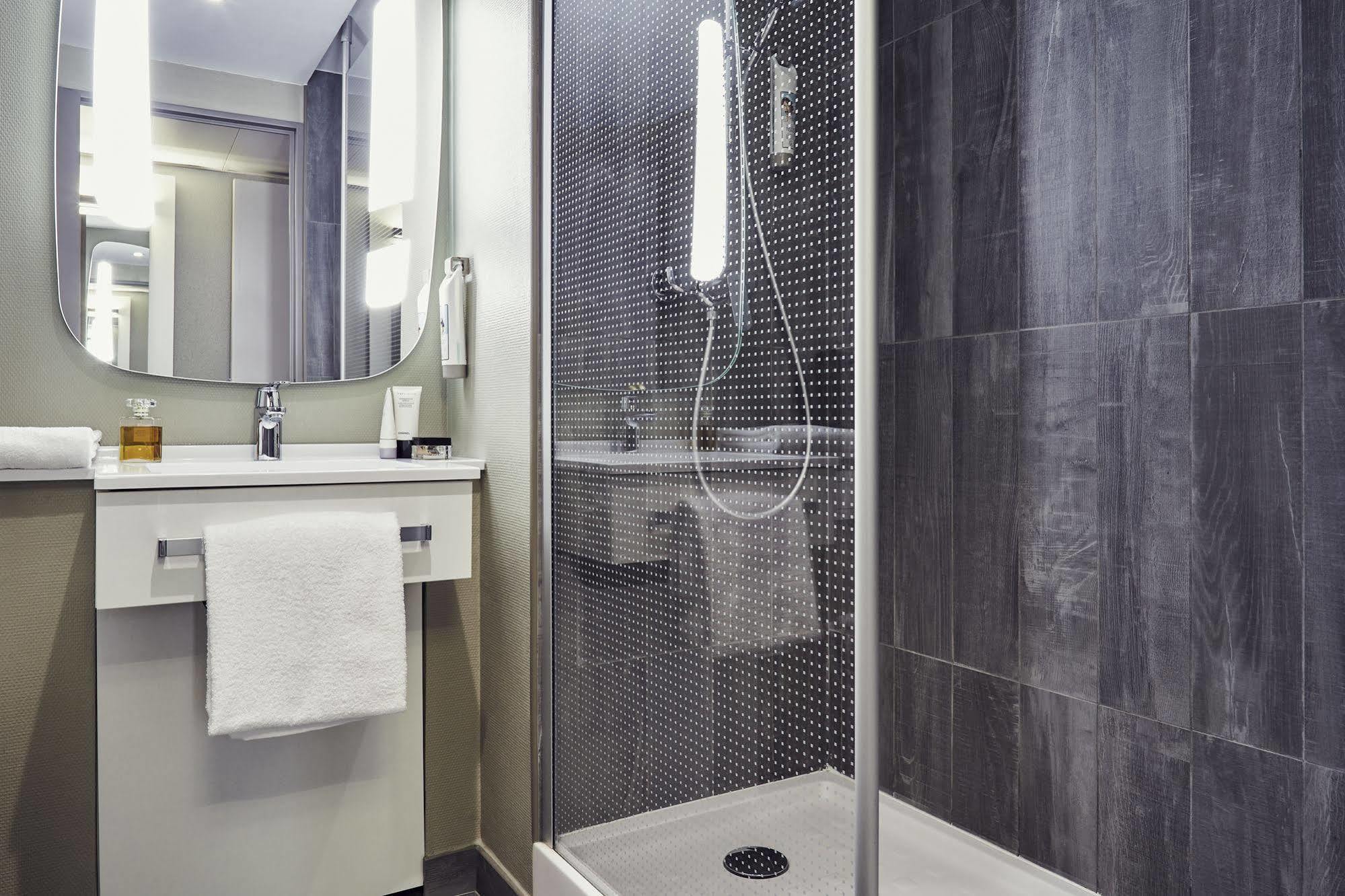 Ibis Toulon Hotel 3*